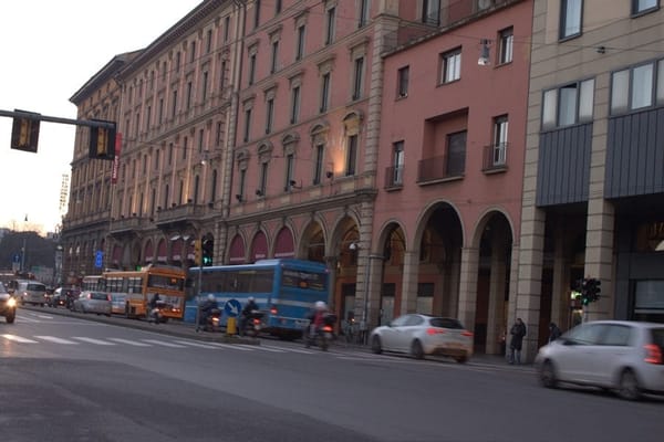 Bologna, Italy: That medieval air: photo 8