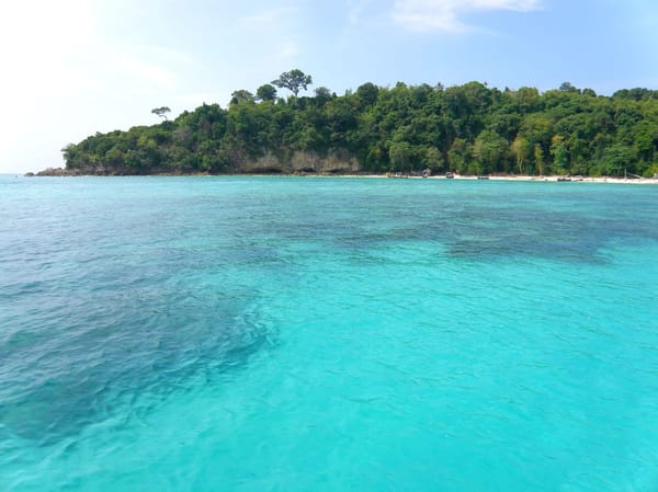 Ko Phi Phi: Adventures on Thailand's Most Spectacular Island: photo 11