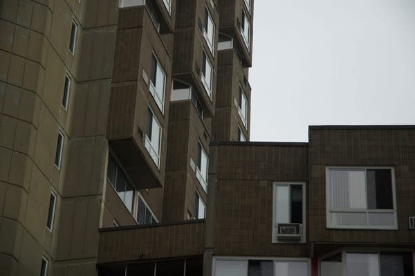 NYC : Roosevelt Island: photo 2