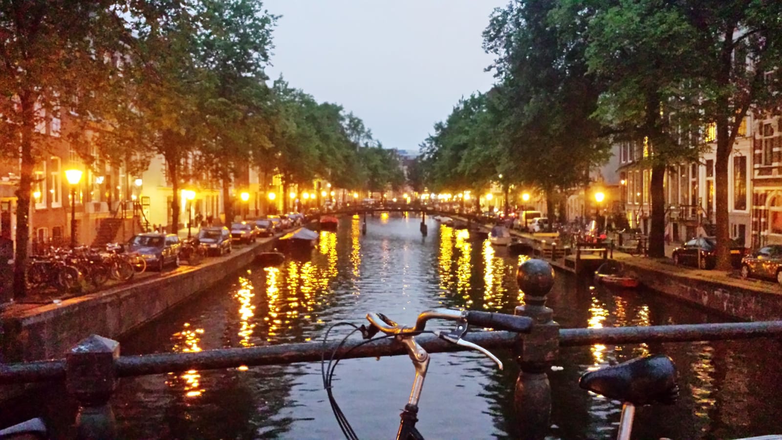 Amsterdam - to coffeeshop or not to coffeeshop