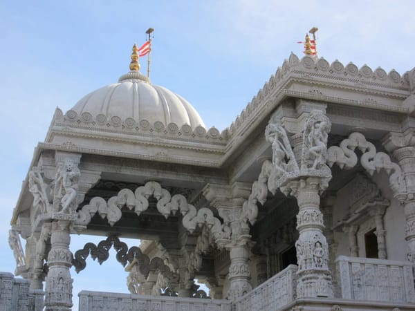 Off to India by London Tube: BAPS Shri Swaminarayan Mandir: photo 4