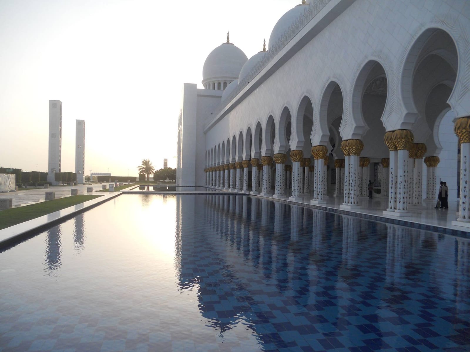 UAE, the shiniest jewel of the Middle East