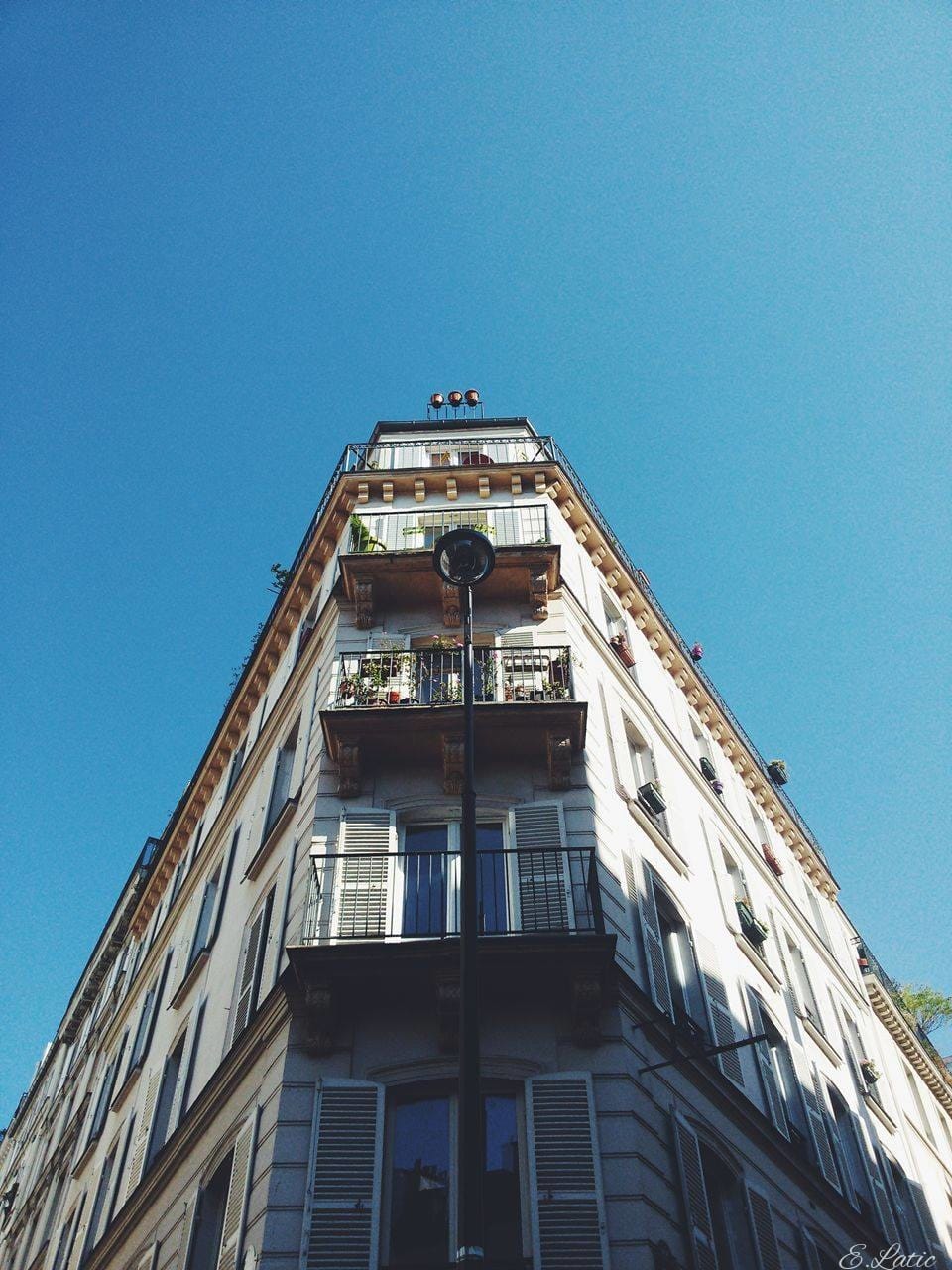 How To Avoid Paris Syndrome (vol. one)