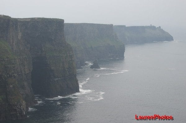 Discover the Cliffs of Moher in beautiful Ireland