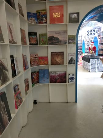 TOP 8 THINGS TO DO IN CONNAUGHT PLACE – A LOCAL TRAVEL GUIDE: photo 5