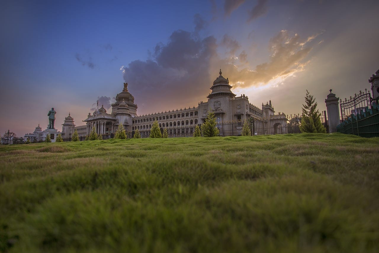 The Indian way of exploring the city of Bangalore