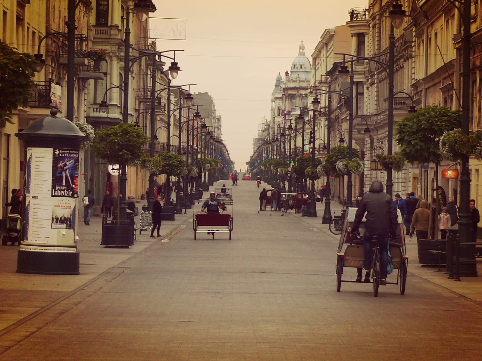 Things you need on your Instagram while visiting Lodz