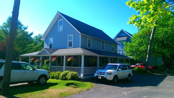 Glen Arbor, Michigan: The Joys of Nature in an Idyllic American Small Town: photo 1