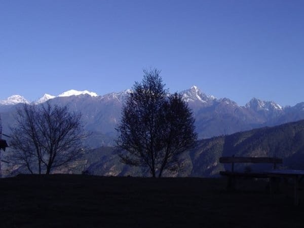 Sikkim : Breathtaking sights, Trekking and Flowers: photo 1