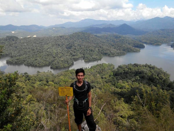 Bukit Tabur, Malaysia: 7 Secrets of The Dragonback Trek: photo 6