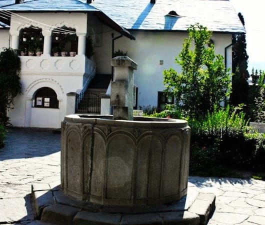 A Romanian Tale in the Cozia Mountains: photo 9