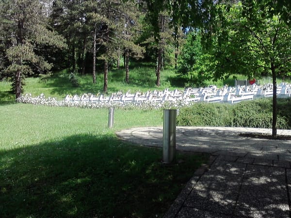 Bosnia and Herzegovina: Tuzla - city of unity, love and heroism: photo 6