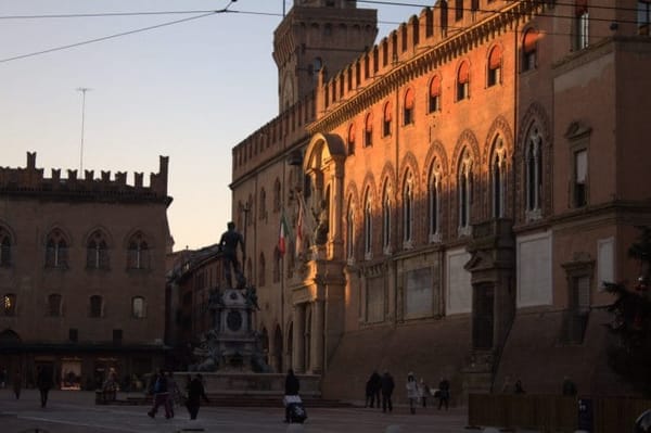 Bologna, Italy: That medieval air: photo 4