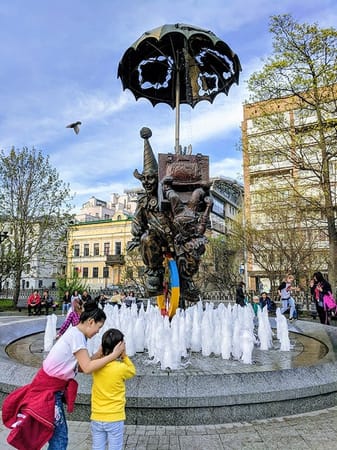 Sunny morning in Moscow: lovely walk with the tasty stops: photo 15