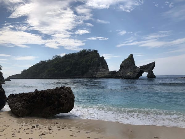 Places To See On The Nusa Islands: photo 6