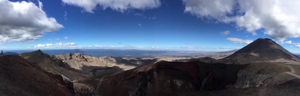 New Zealand must-do: Tongariro Alpine Crossing: photo 2