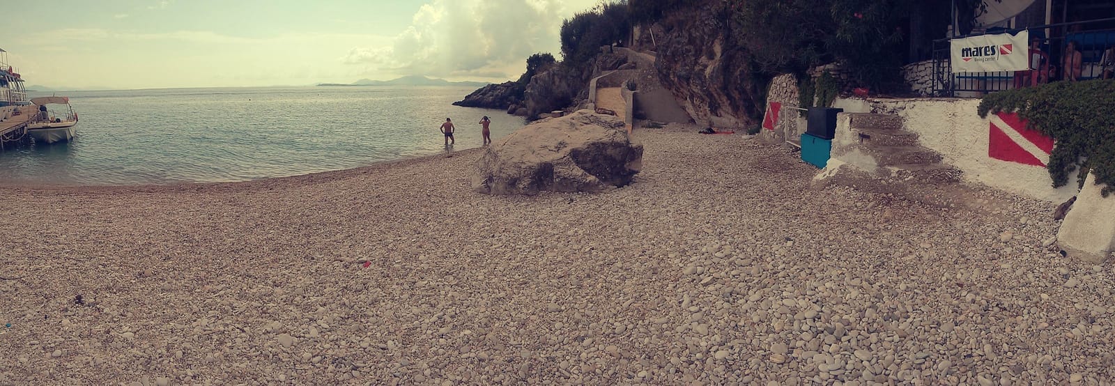 Corfu by motorbike, sailing boat and diving tank