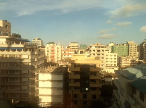 Dar es Salaam, Tanzania: Traffic-jams, sunshine and shopping!: photo 1