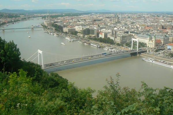 Take a walk in the parks of Budapest: photo 8