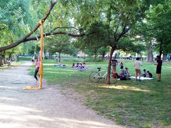Summer in Romania - Bucharest Travel Guide: photo 1