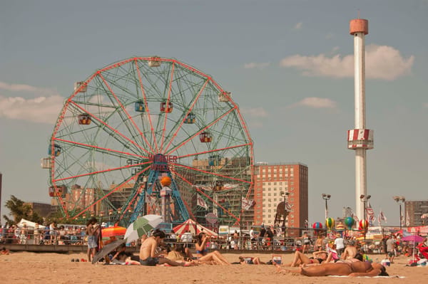 Coney Island: holiday neighborhood of Brooklyn: photo 1
