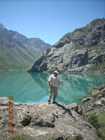 Hiking and hot springs in Tajikistan: photo 2