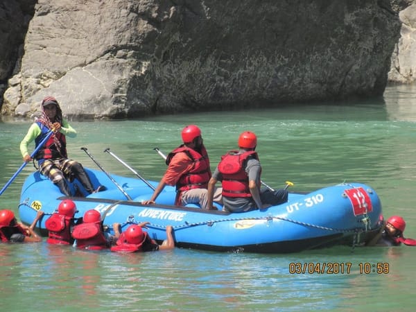 Rishikesh: Rafting on the Himalayan Foothills: photo 5