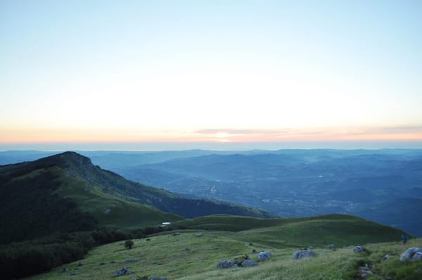 Hiking the Big Stone: Gran Sasso, Italy.: photo 9