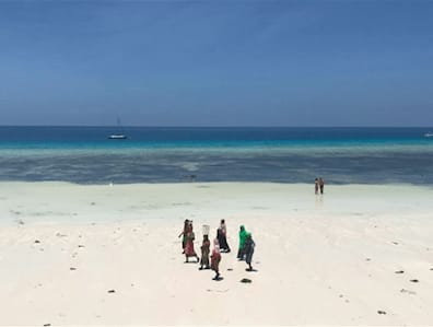 Zanzibar: Beautiful Beaches and Winding Alleys: photo 3