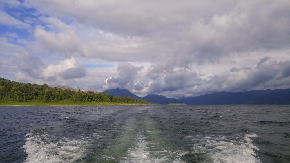 La Fortuna - Volcanoes, Waterfalls, Rivers and Wildlife
