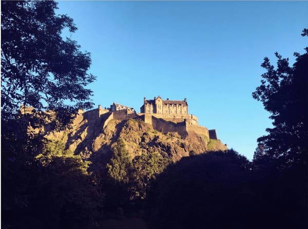 A Brief History and Walking Guide to Edinburgh: photo 3