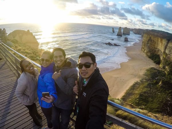 A Guide to The Twelve Apostles, Victoria, Australia: photo 2