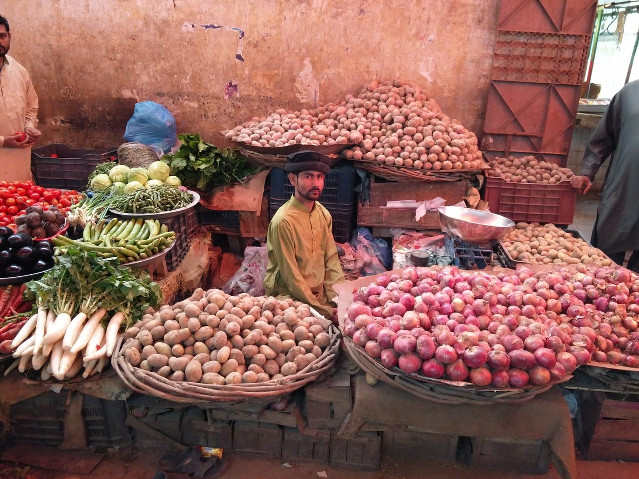 Pakistan: 3 Reasons You Should Definitely Visit!