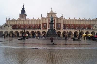 Krakow- The Home of the Wawel Dragon: photo 3