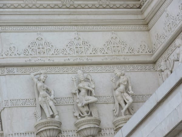Off to India by London Tube: BAPS Shri Swaminarayan Mandir: photo 7
