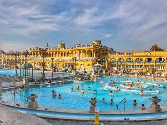 A Complete Guide to the Top Attractions in Budapest: photo 2