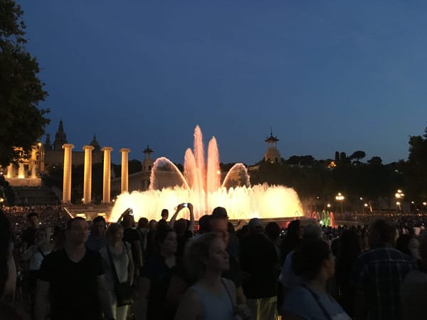 5 Reasons to Visit Barcelona: photo 2