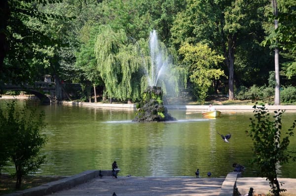 Bucharest, the capital of contrasts: photo 1