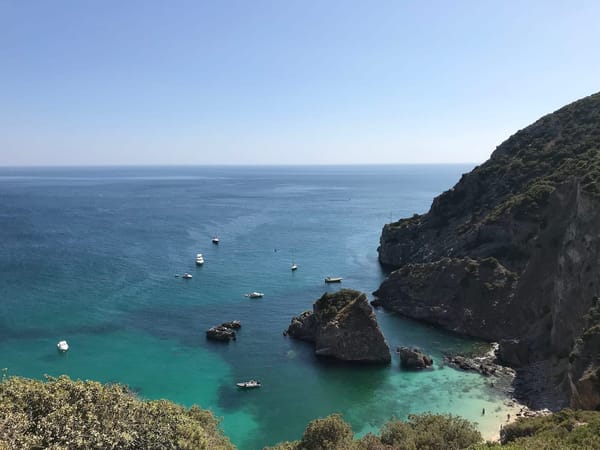The Best Beaches Close to Lisbon: photo 1
